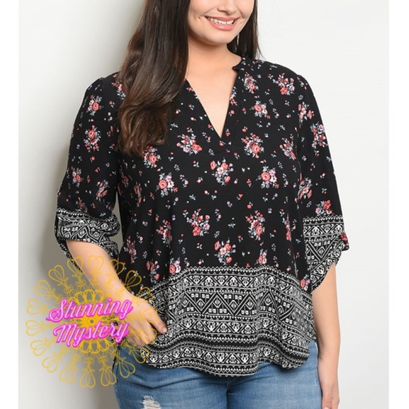 B2G1💕 Floral V Neck Plus Size Top - Picture 3 of 7